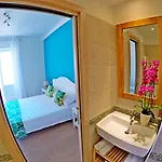 Colibri Prestige - Ruins View בית הארחה קליארי