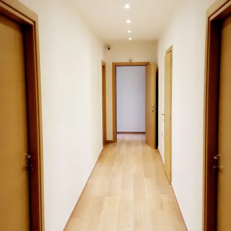 Colibri Prestige - Ruins View 게스트하우스 4*