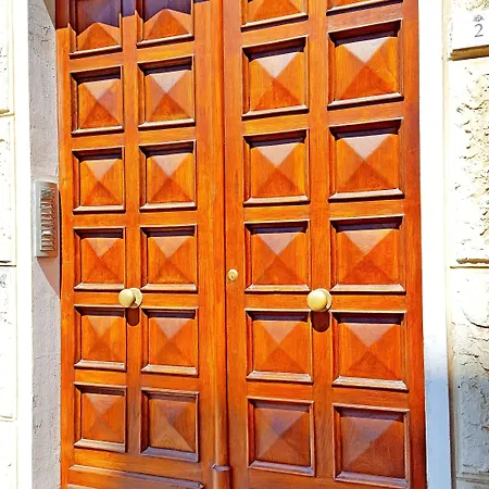 Colibri Prestige - Ruins View 게스트하우스